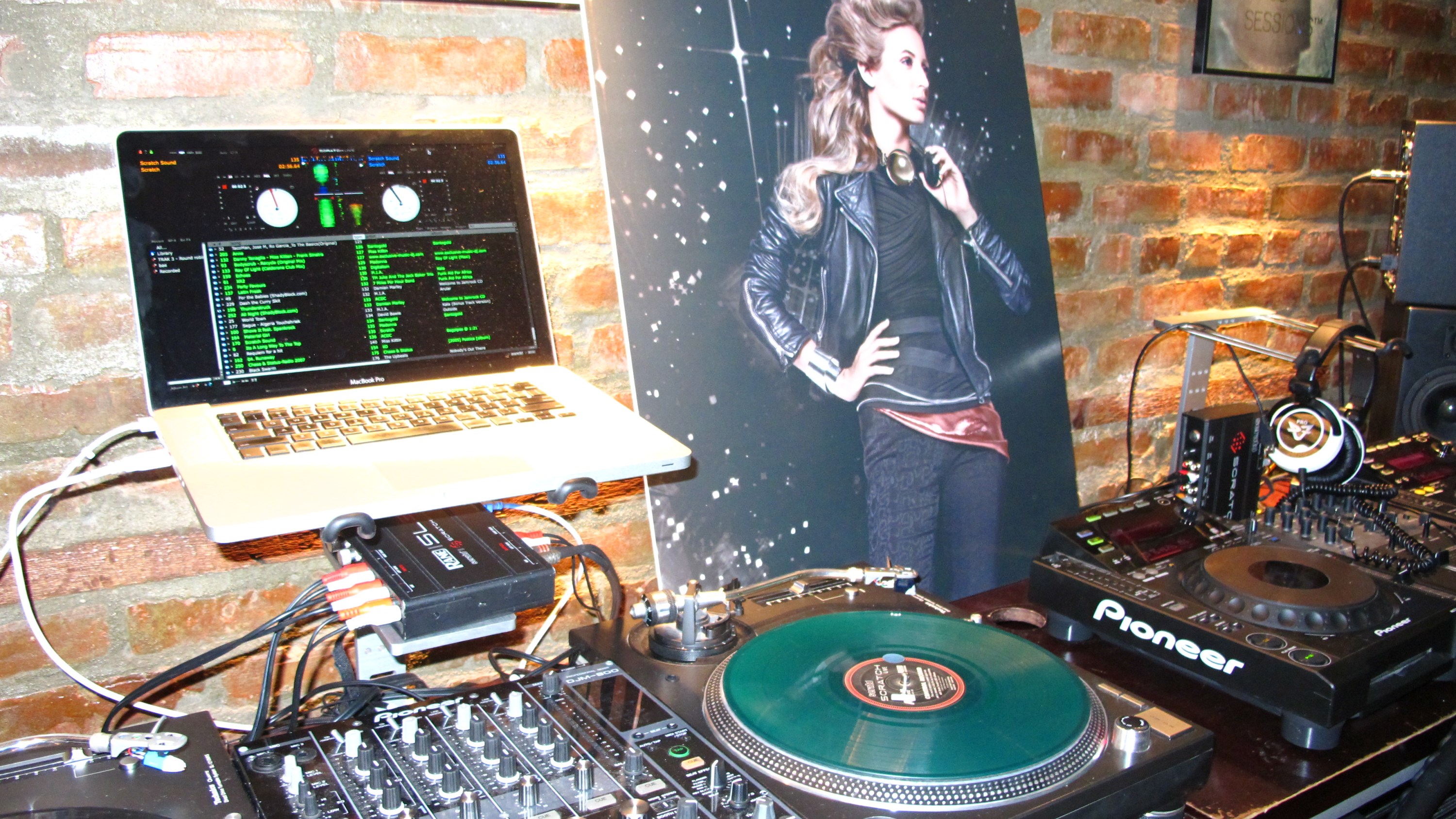 Sebastian Professional Mixes Digital and Design: Party Snaps