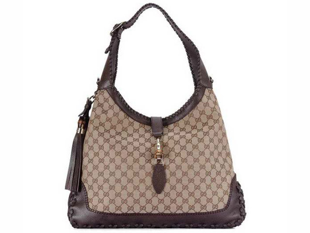 Blake Lively and Anna Wintour Sit Front Row at Gucci