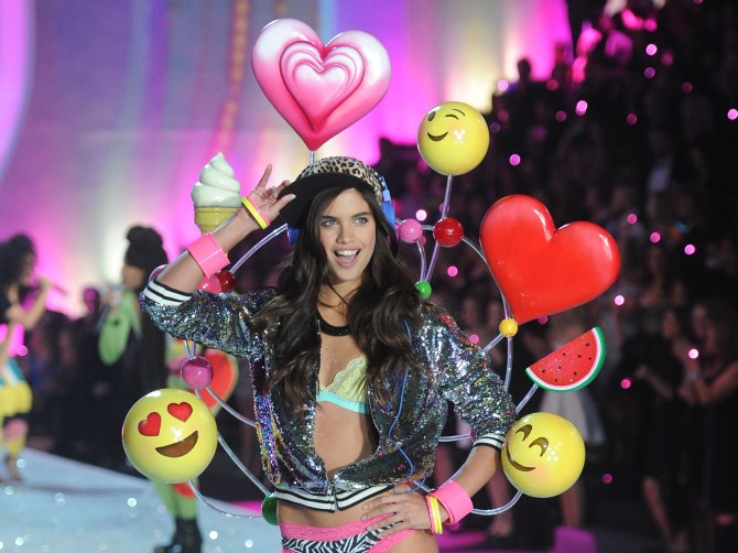 Victoria's Secret Emoji