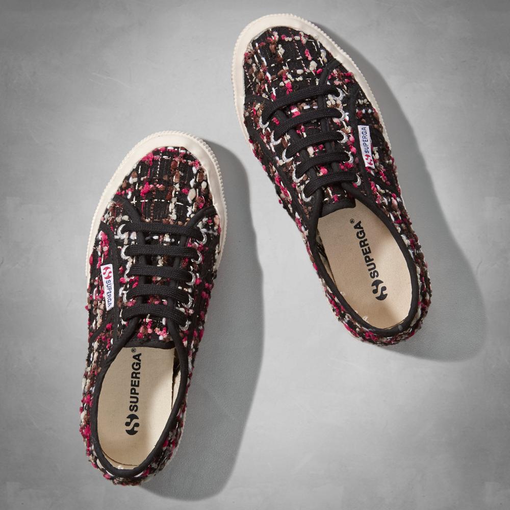 Best Abercrombie Denim: 5 Pairs To Achieve A Minimalist Chic Look