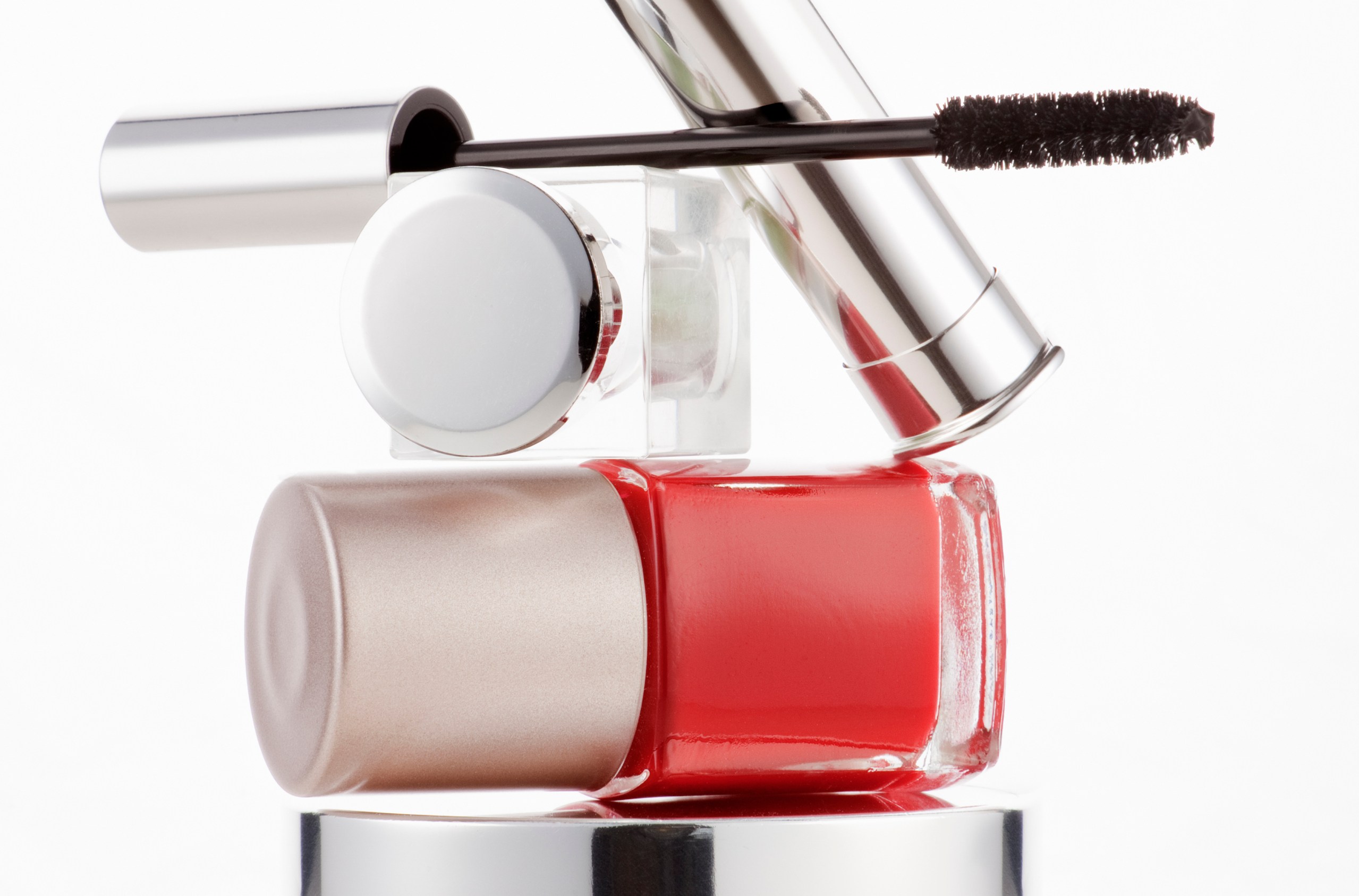 How to Stop Nails From Peeling