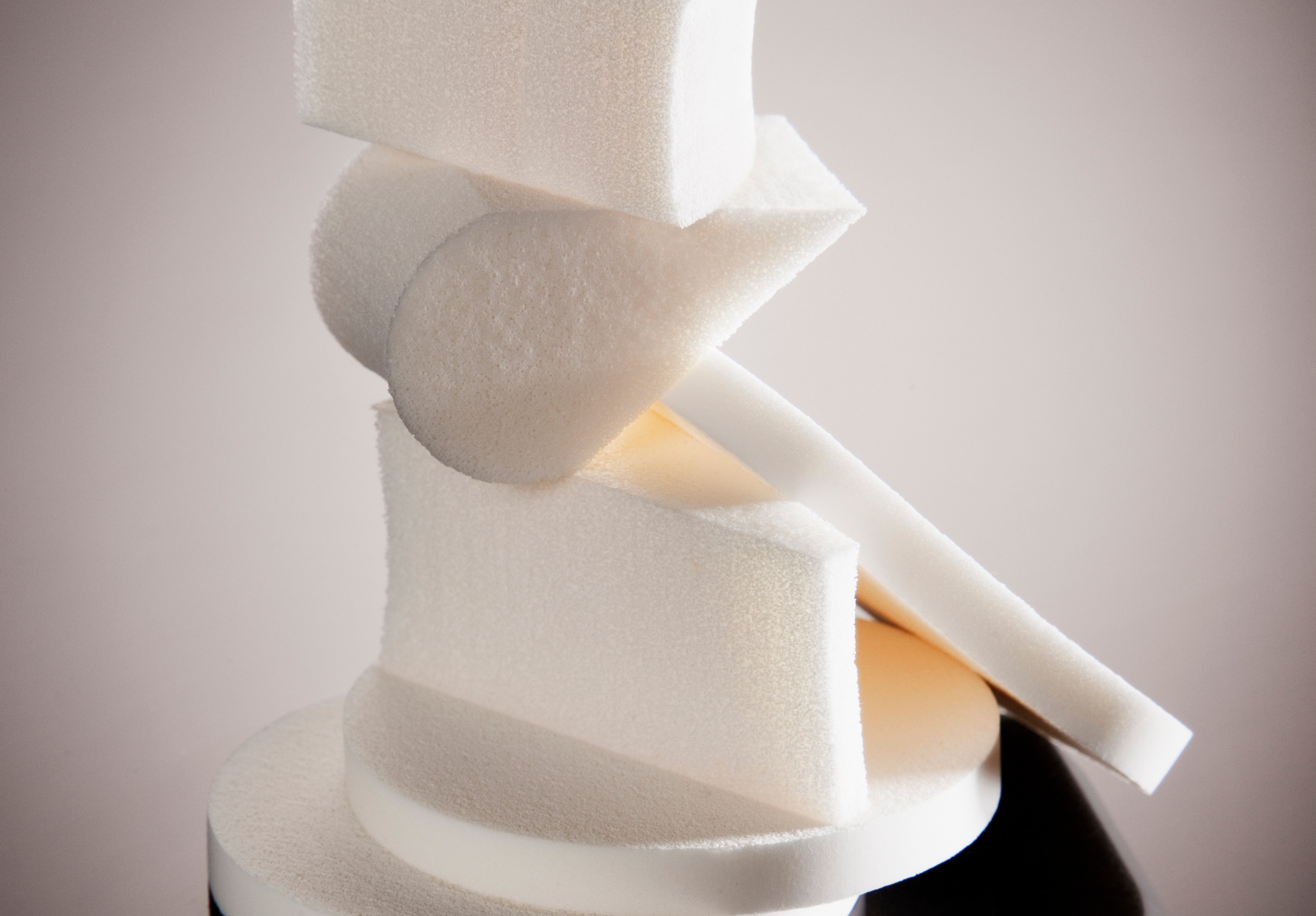 Makeup Sponges: How to Use Them