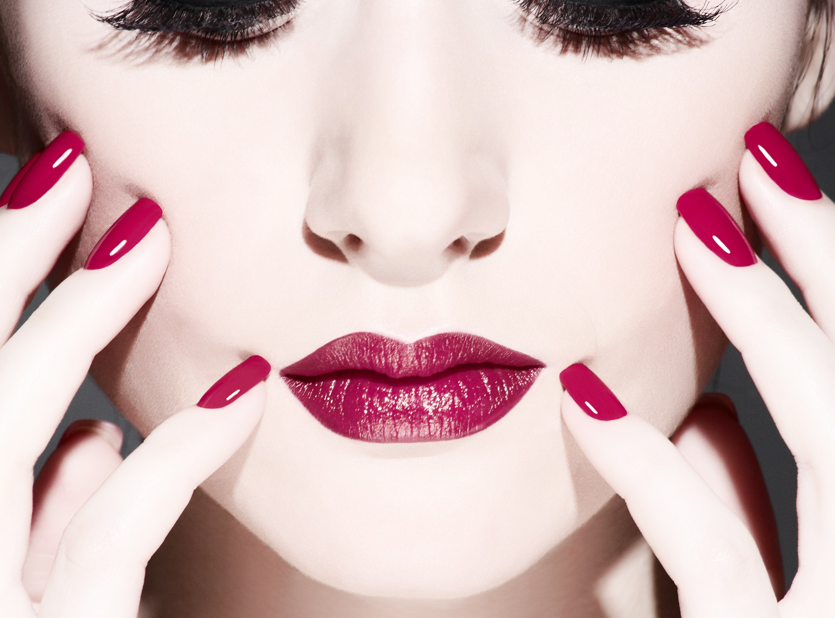 Enjoy Lipstick Dry, Cold Weather with These Simple Tricks