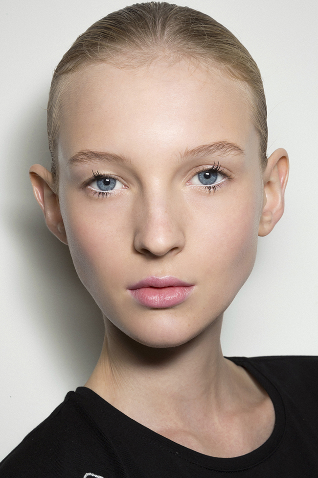 How to Prevent Spring and Summer Breakouts