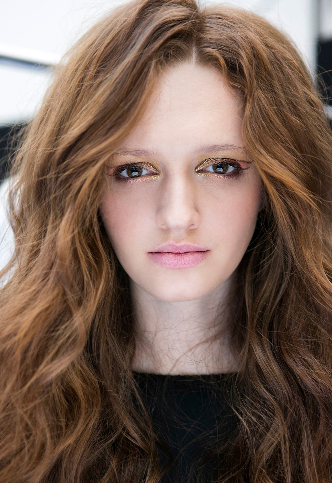 Ask an Expert: Can I Brush My Hair When It's Wet?