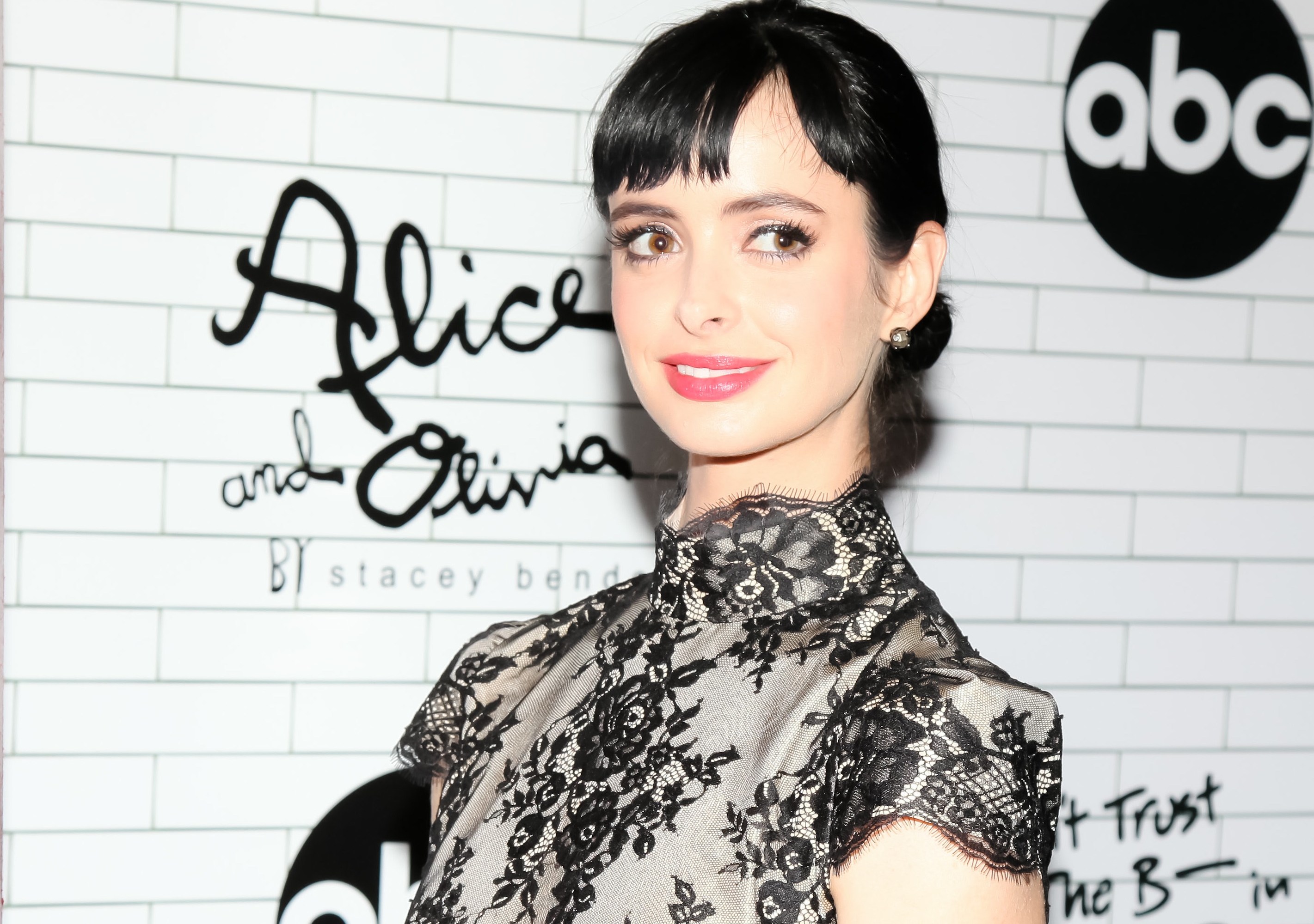 Zooey Deschanel's 7 Biggest Beauty Secrets