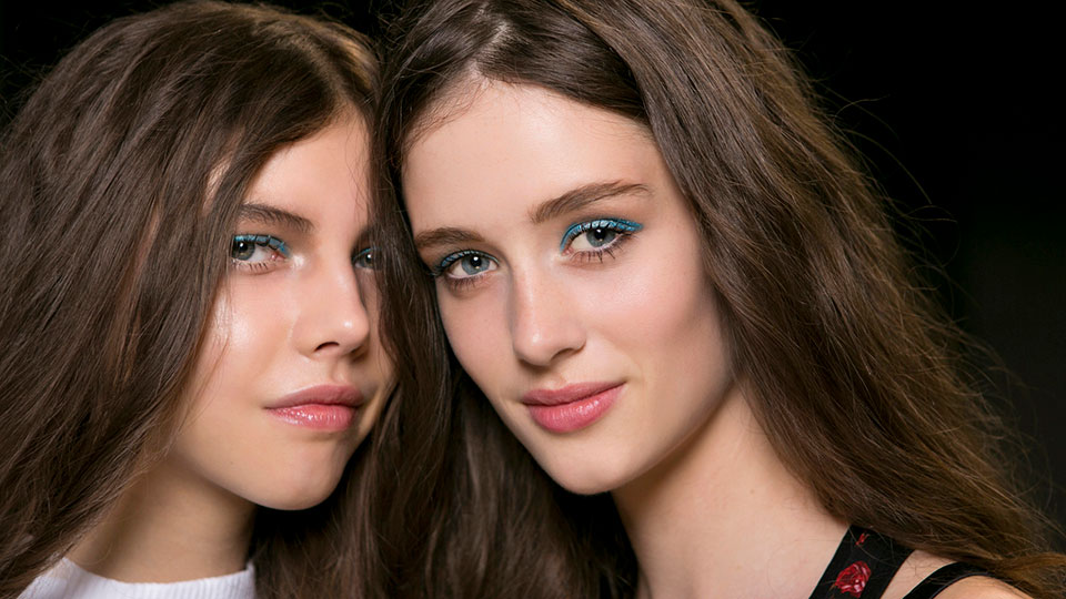 10 Things to Know Before You Dye Your Hair Dark