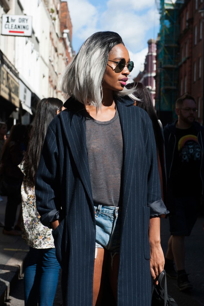 grey hair street style