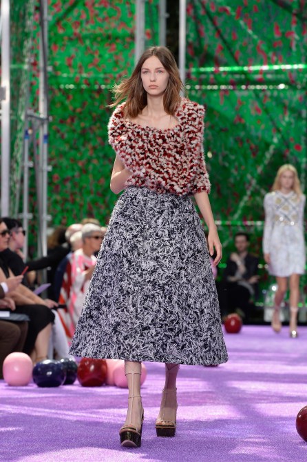 PARIS, FRANCE - JULY 06: A model walks the runway during the Christian Dior show as part of Paris Fashion Week Haute Couture Fall/Winter 2015/2016 on July 6, 2015 in Paris, France. (Photo by Rindoff/Le Segretain/Getty Images)
