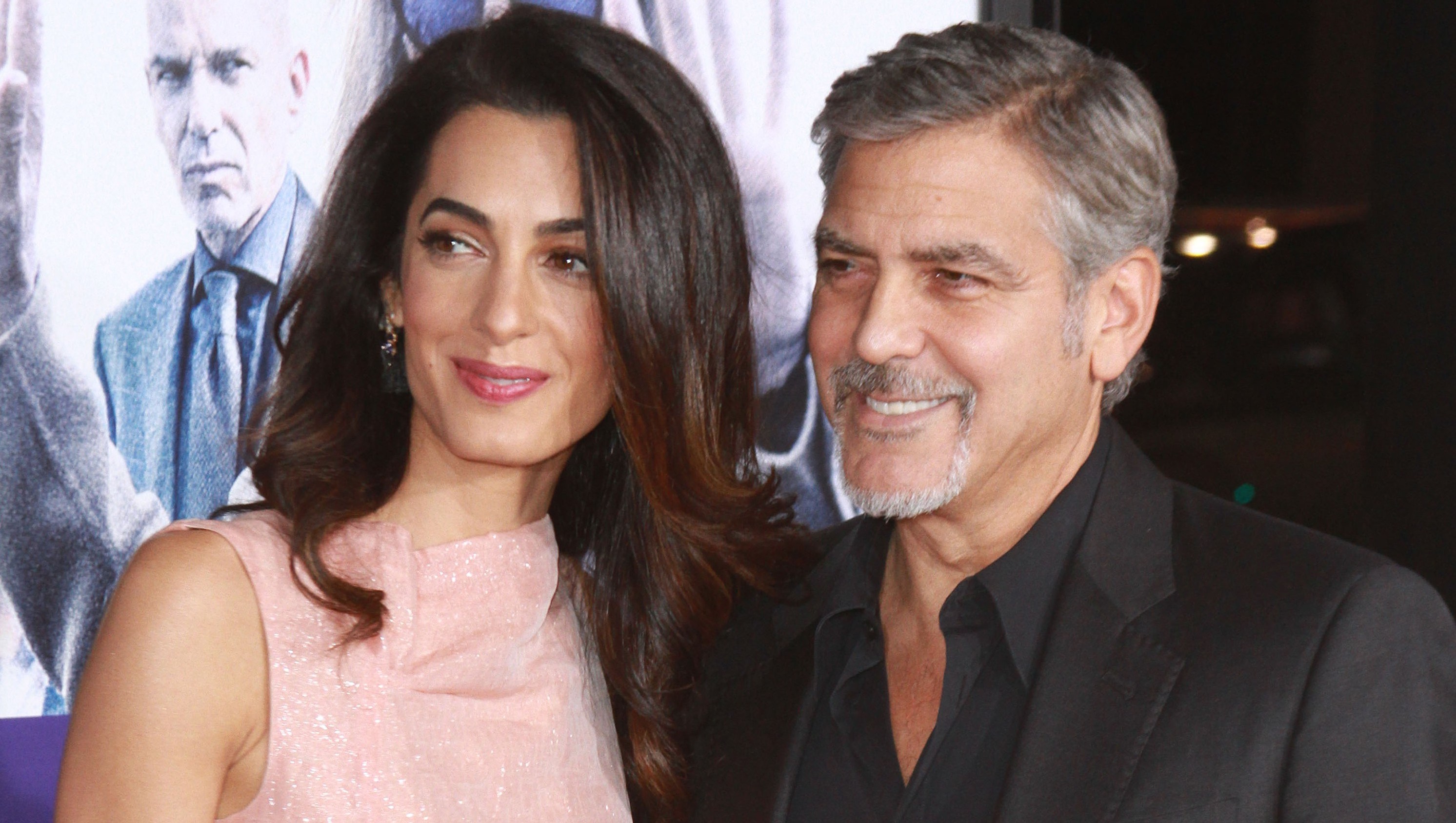 Amy Poehler and Tina Fey to Host 'SNL' Together in December