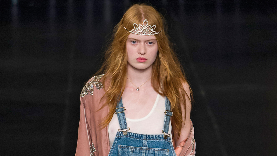 VIDEO: How to Contour, According Celebrity Makeup Artist Rae Morris