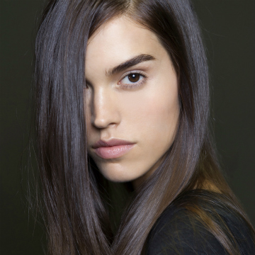 Ask Us: "Should I Dye My Hair Dark?"
