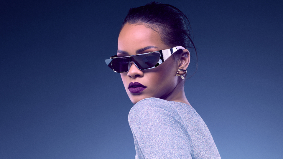 Watch Fergie's Sexy New 'M.I.L.F.$' Video