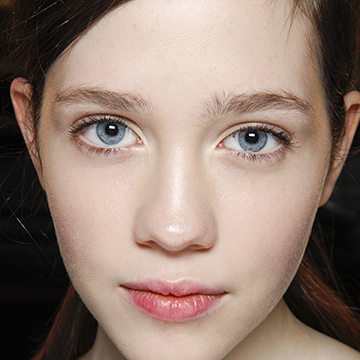 Best Bronzers For Fair & Light Skin Tones 2021