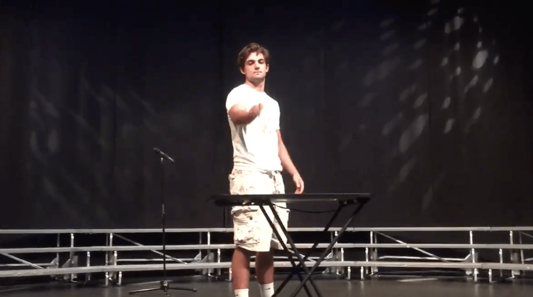 Zac Efron Girlfriend Sarah Bro | Who Is Zac Efron Dating?