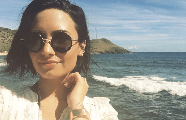 Kanye West To Release "Famous" Video During Live-Streamed Event