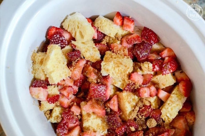 STYLECASTER | 19 Summer Desserts You Can Make in a Slow Cooker