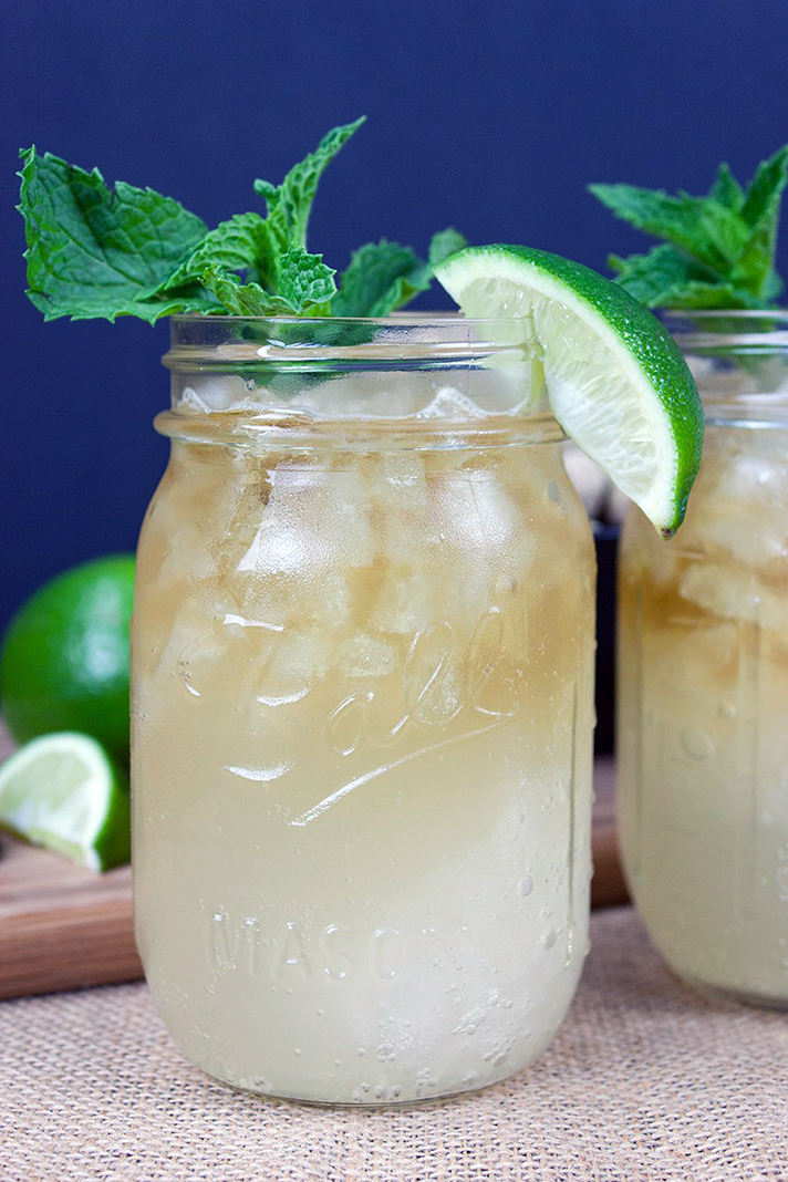 STYLECASTER | 14 Easy Summer Cocktails Made With Lime Juice