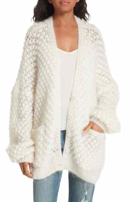 STYLECASTER | Popcorn Sweaters Are Here to Make Your Cold-Weather Wardrobe Even Cozier