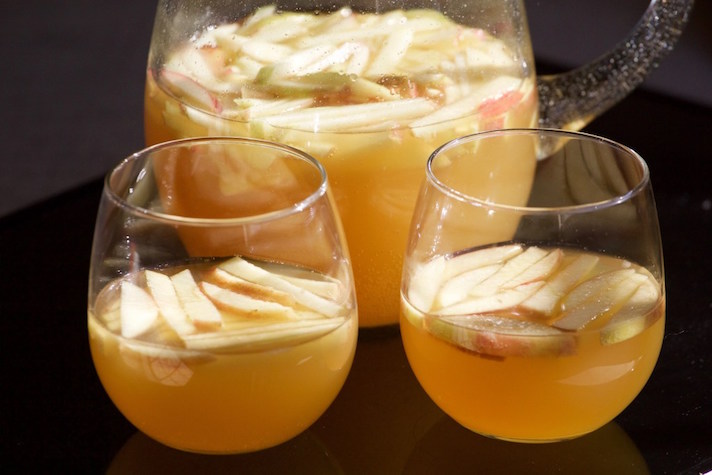 STYLECASTER | 11 Champagne Punch Recipes That'll Make Any Party More Fun | Apple Cider Champagne Punch