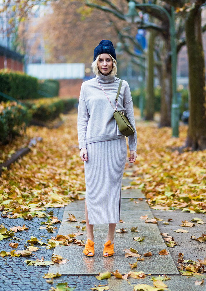 STYLECASTER | 26 Street Style-Approved Ways to Wear Your Favorite Winter Beanie