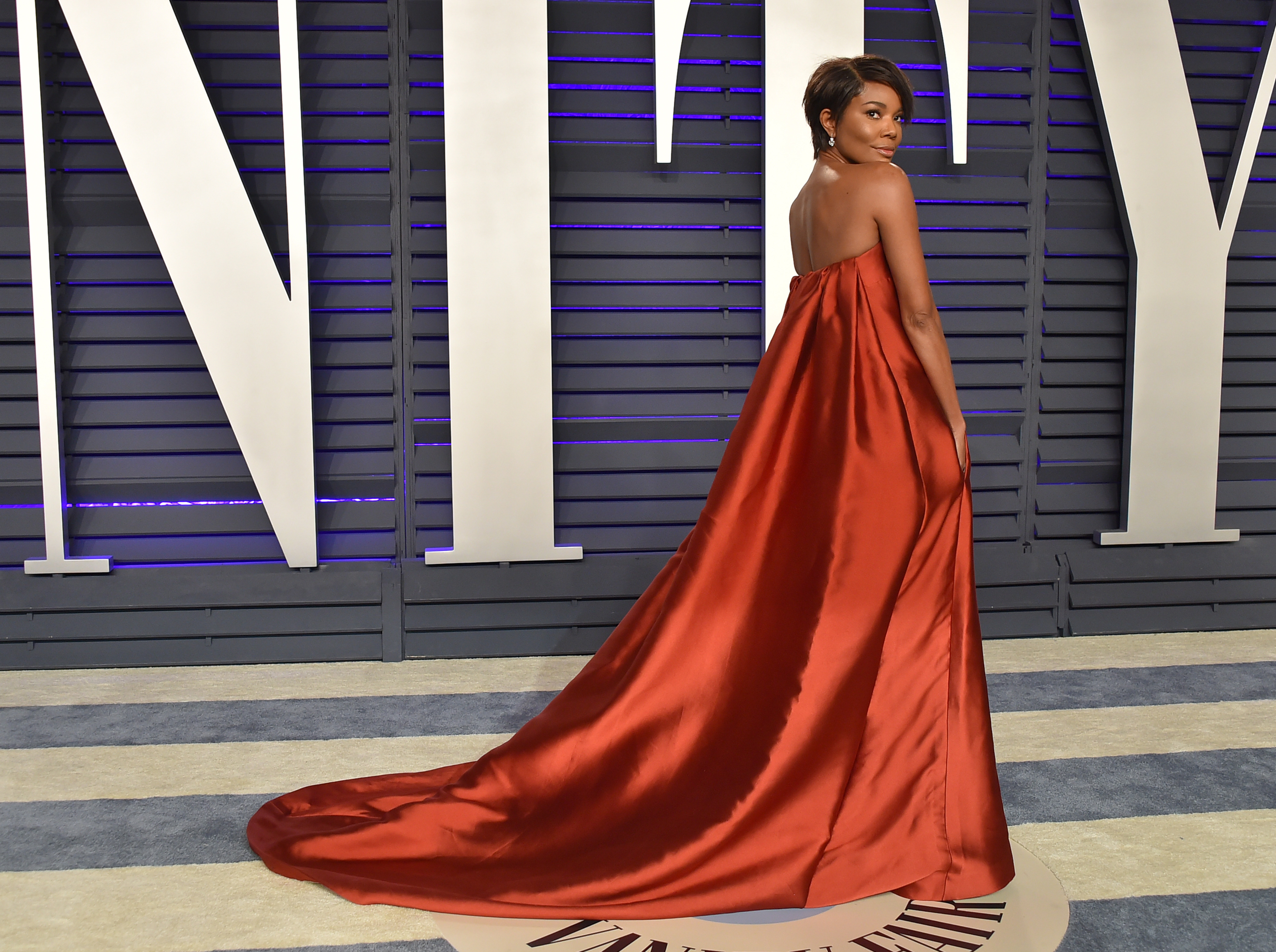 STYLECASTER | 33 Can't-Miss Looks from the Vanity Fair Oscars Party