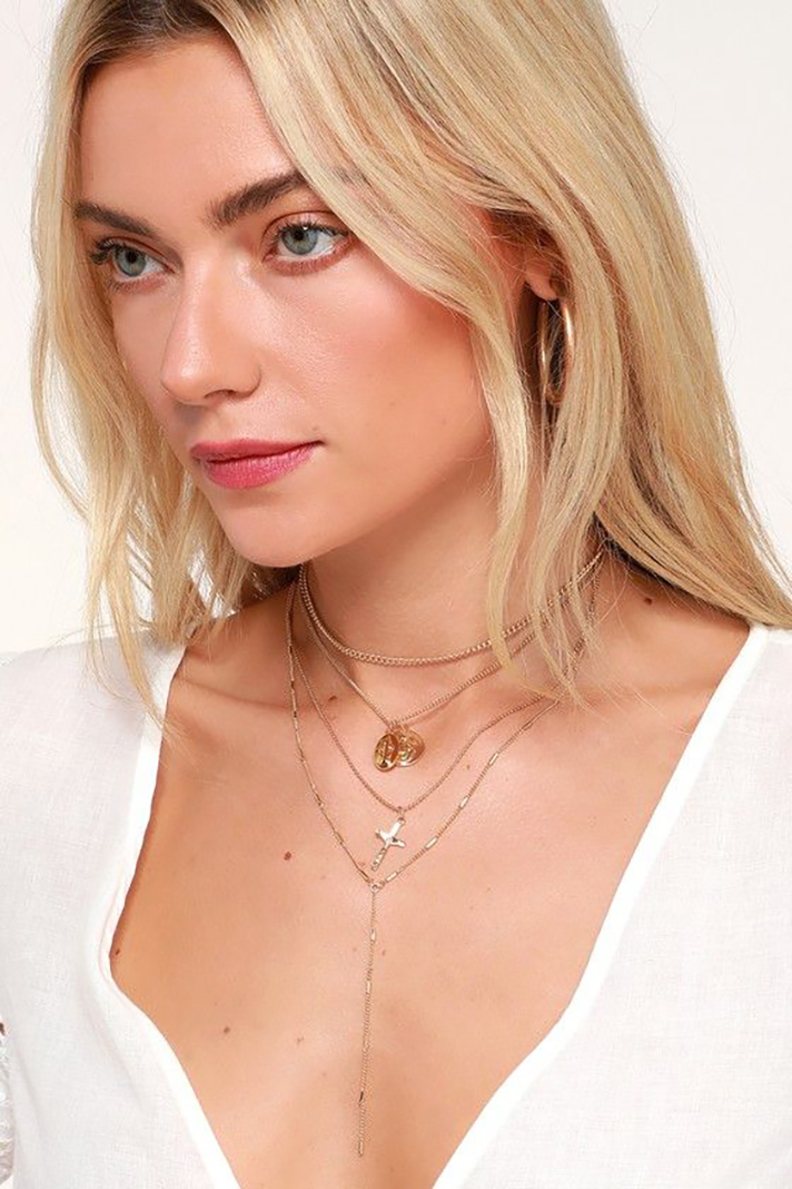 STYLECASTER | 2018 Might Be Long Gone, but Coin Jewelry Isn't