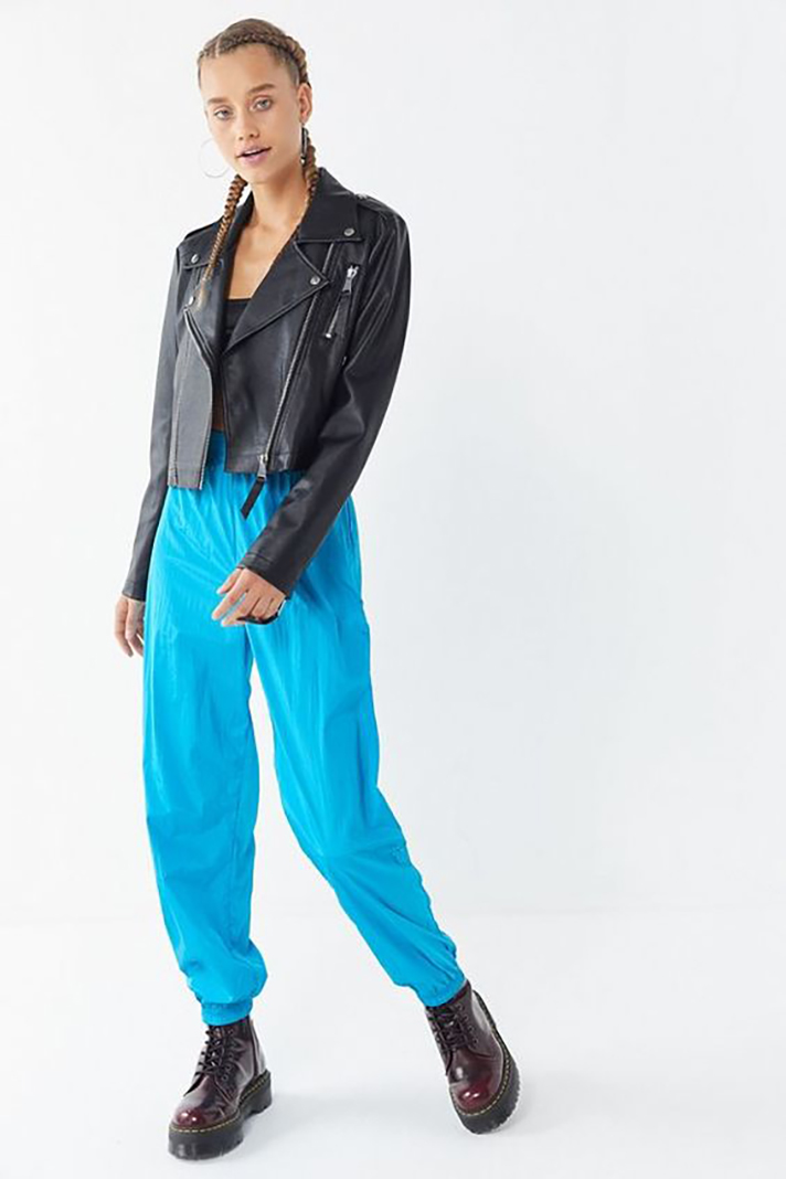 STYLECASTER | There Are So Many Sweet Deals on Spring Pants Right Now