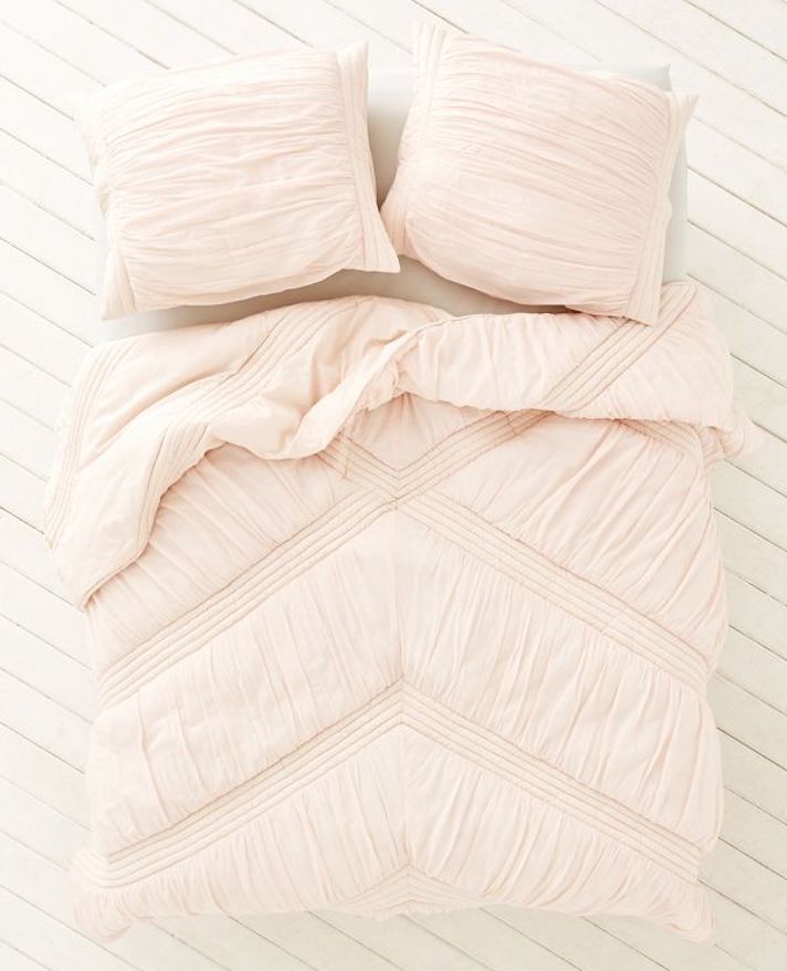 STYLECASTER | Urban Outfitters Spring Sale