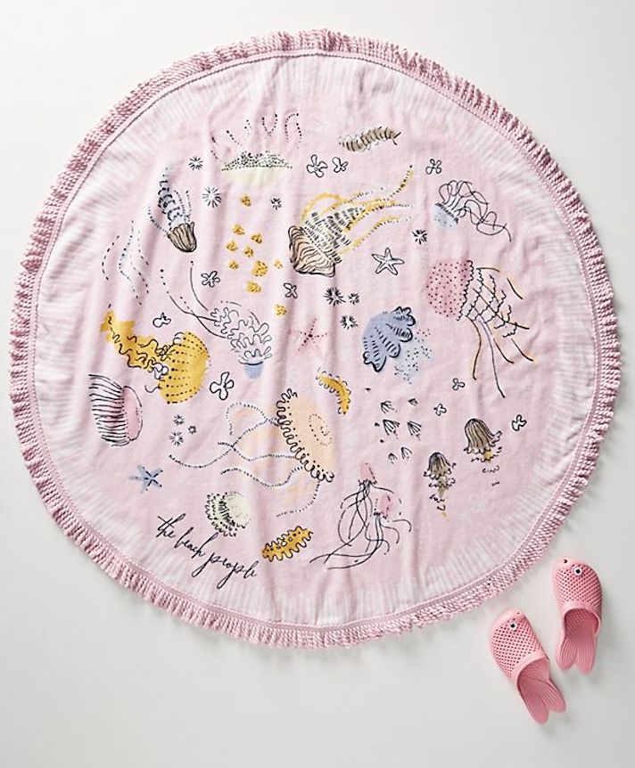 STYLECASTER | Cute Beach Towels