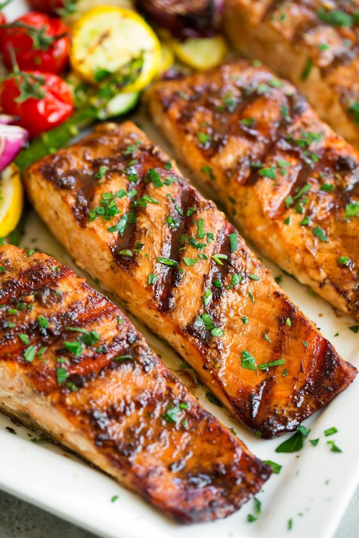 STYLECASTER | 17 High-Protein Summer Dinners With 5 Ingredients or Less | Grilled Marinated Salmon