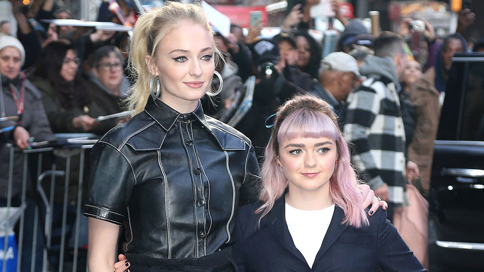 Sophie-turner-maisie-williams