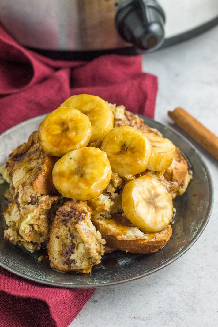 STYLECASTER | 17 Slow-Cooker Brunch Recipes Worth Staying In For | Gluten-Free Banana's Foster French Toast