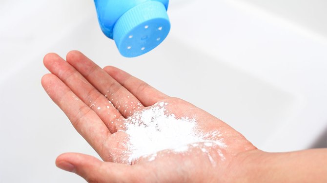 thigh-chafing-baby-powder