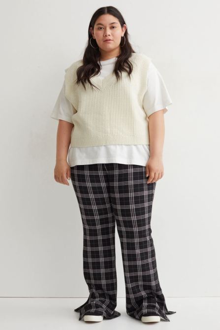 STYLECASTER | Plus Size Sweaters 