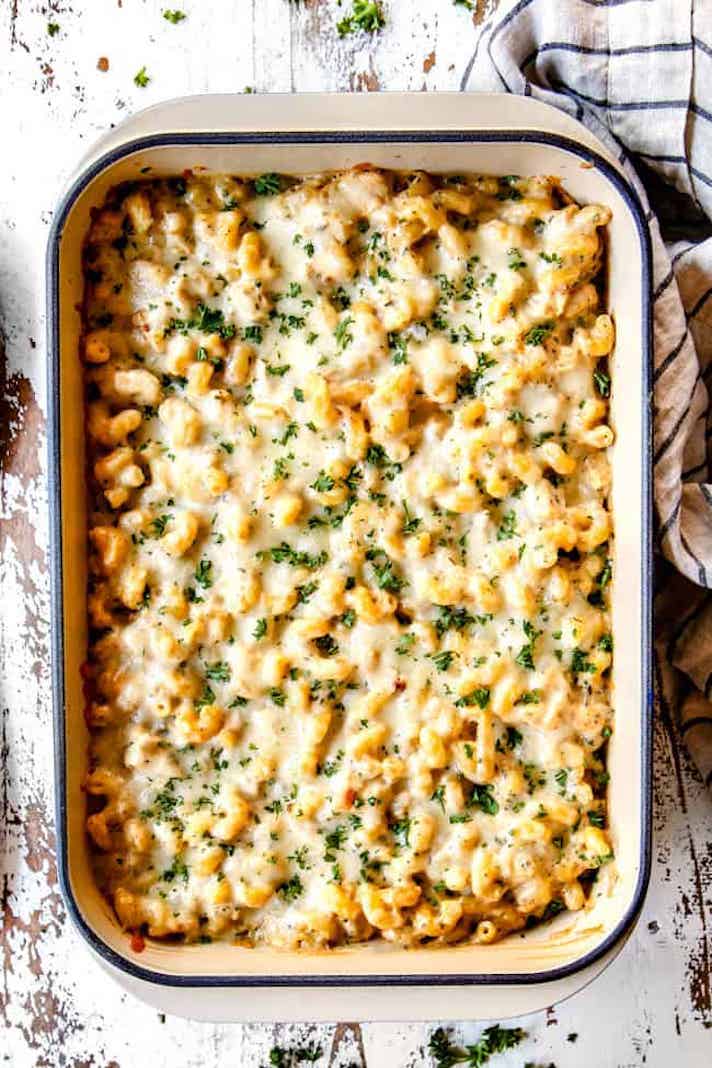 STYLECASTER | Easy Weeknight Chicken Recipes That Are Perfect for Fall | Chicken Alfredo Bake