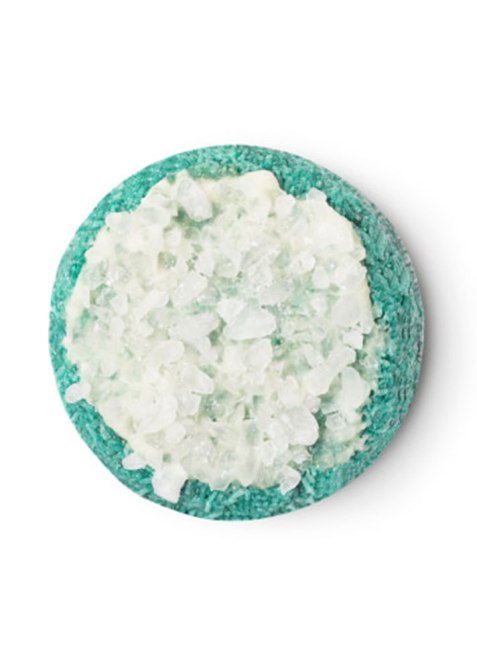 lush-bar-shampoo-fly-away