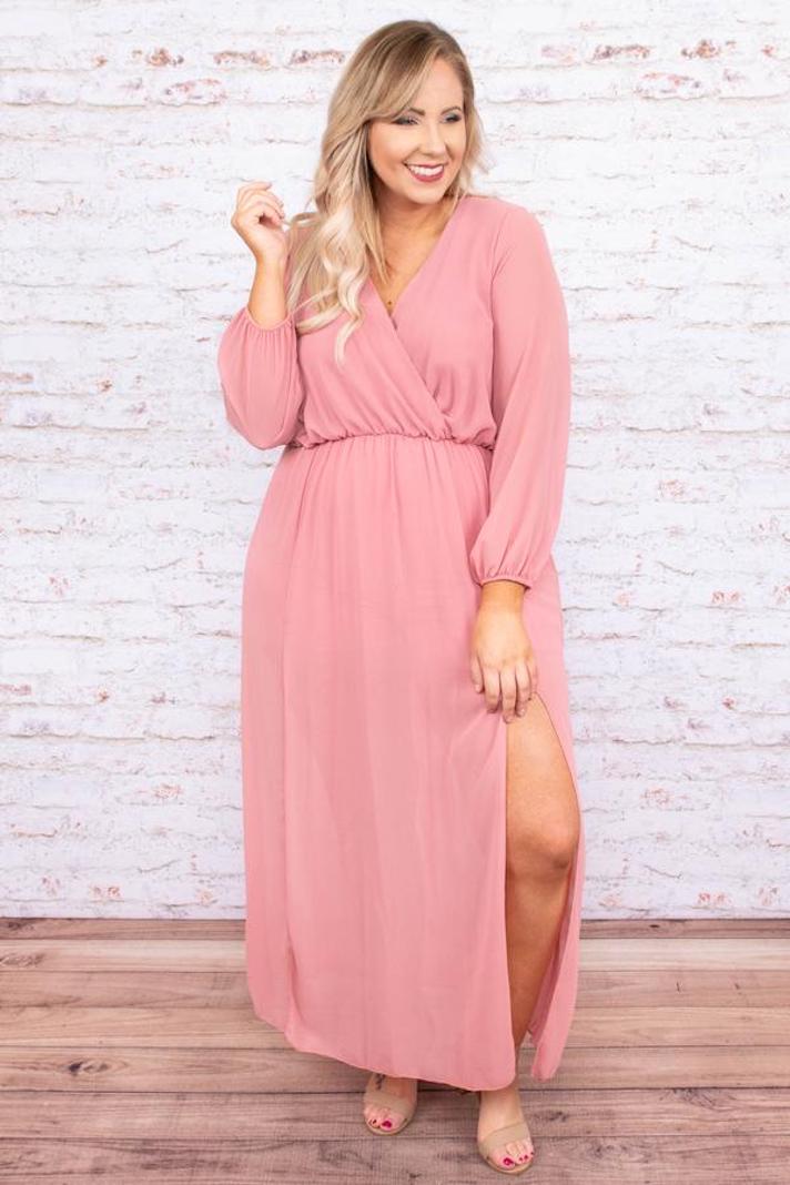 STYLECASTER | Plus-Size Party Dresses with Sleeves