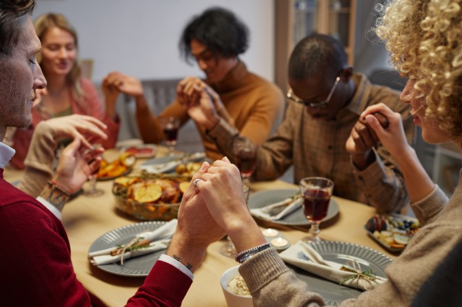 STYLECASTER | Single During Thanksgiving