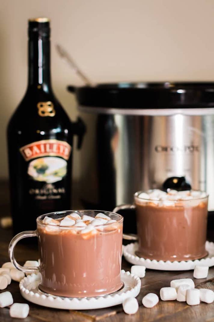 STYLECASTER | 17 Slow-Cooker Cocktails That'll Heat Up a Holiday Party | Baileys Irish Cream Hot Chocolate 