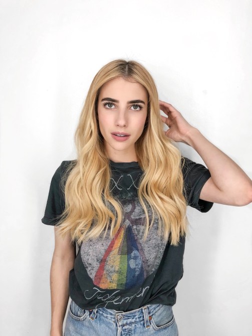 emma roberts honey blonde