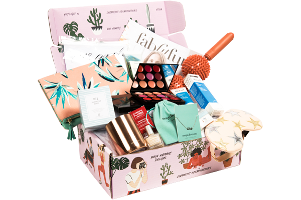 STYLECASTER | Best Online Gifts | FabFitFun Box