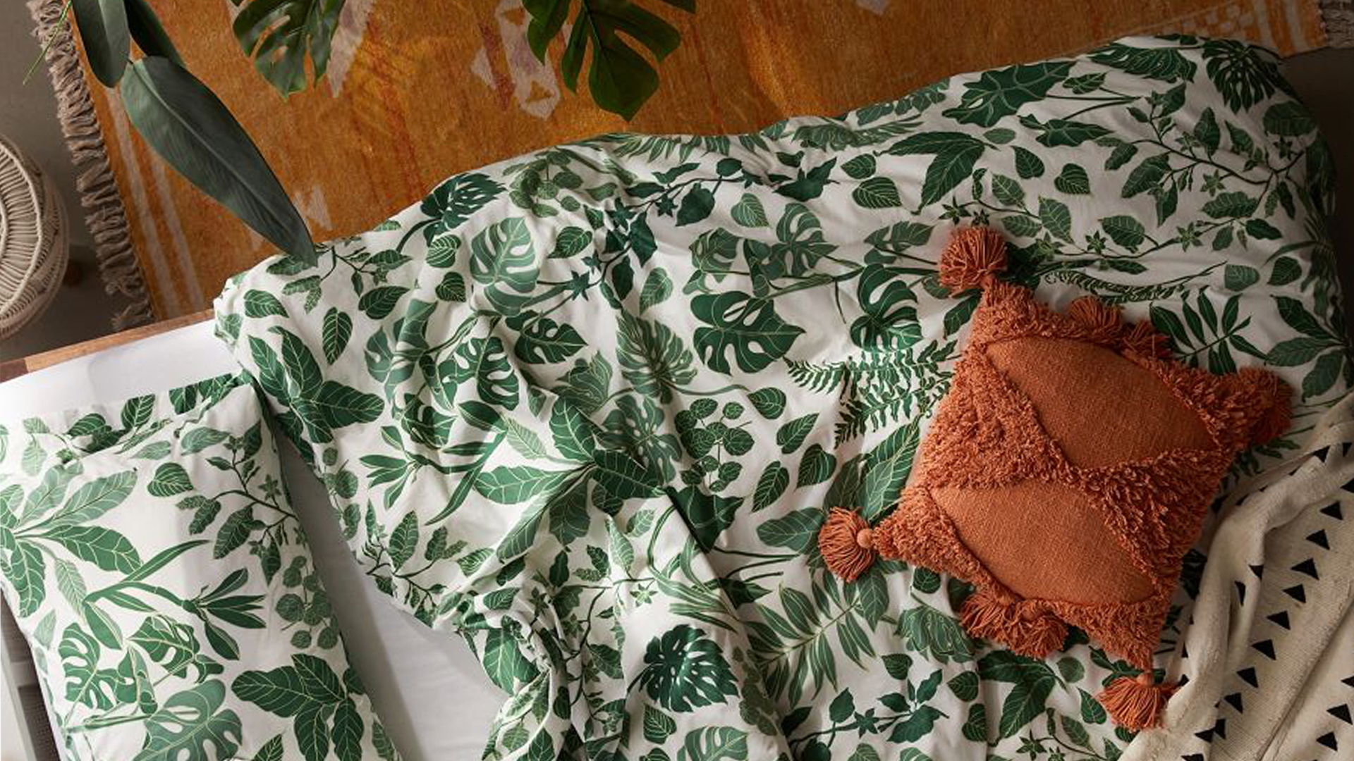 STYLECASTER | urban outfitters home sale