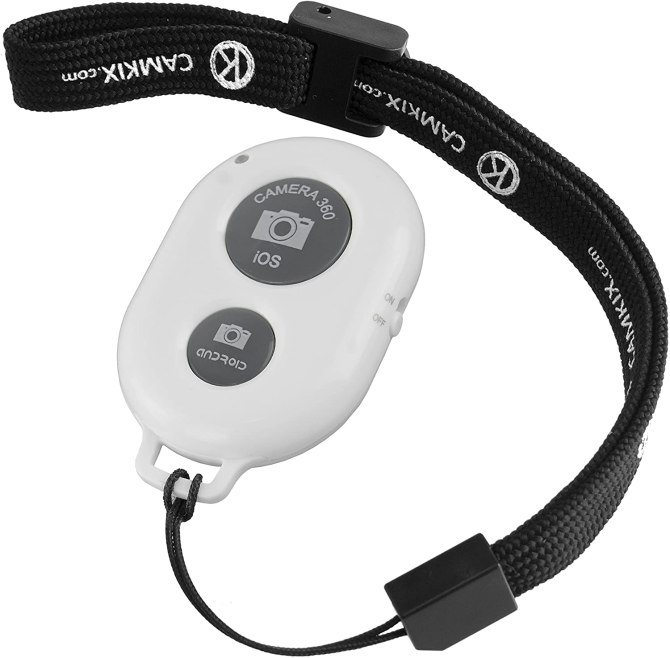 STYLECASTER | how to take good self timer photos iPhone