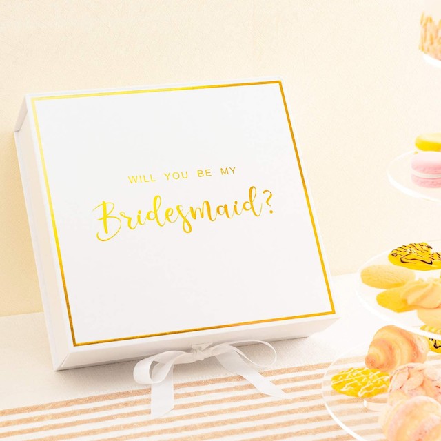 Crisky White Bridesmaid Proposal Box
