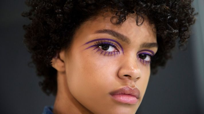 purple eyeliner