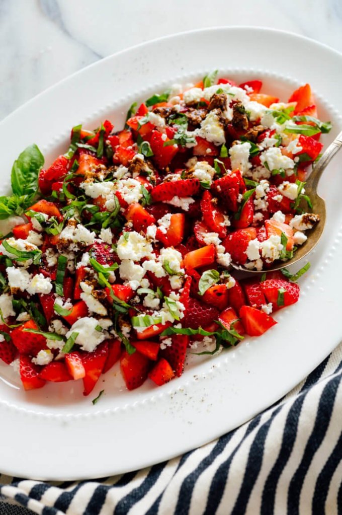 STYLECASTER | easy summer salads | strawberry and goat cheese salad