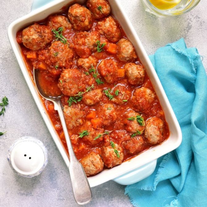 STYLECASTER | Holiday air fryer recipes | air fryer turkey meatballs