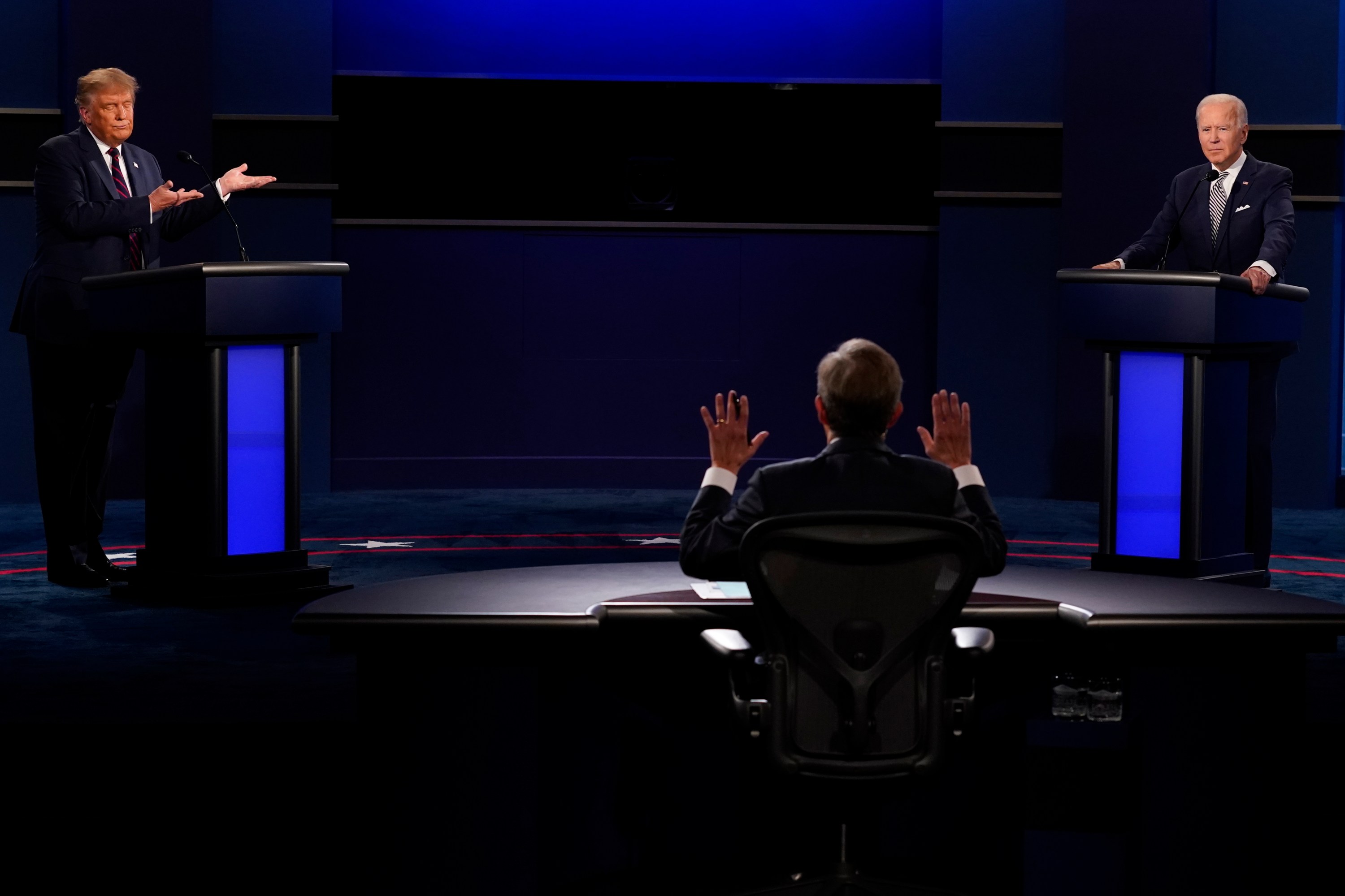 STYLECASTER | Presidential Debate Twitter Reactions