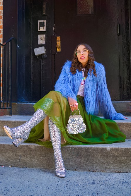 STYLECASTER | Carrie Bradshaw Outfits 2021